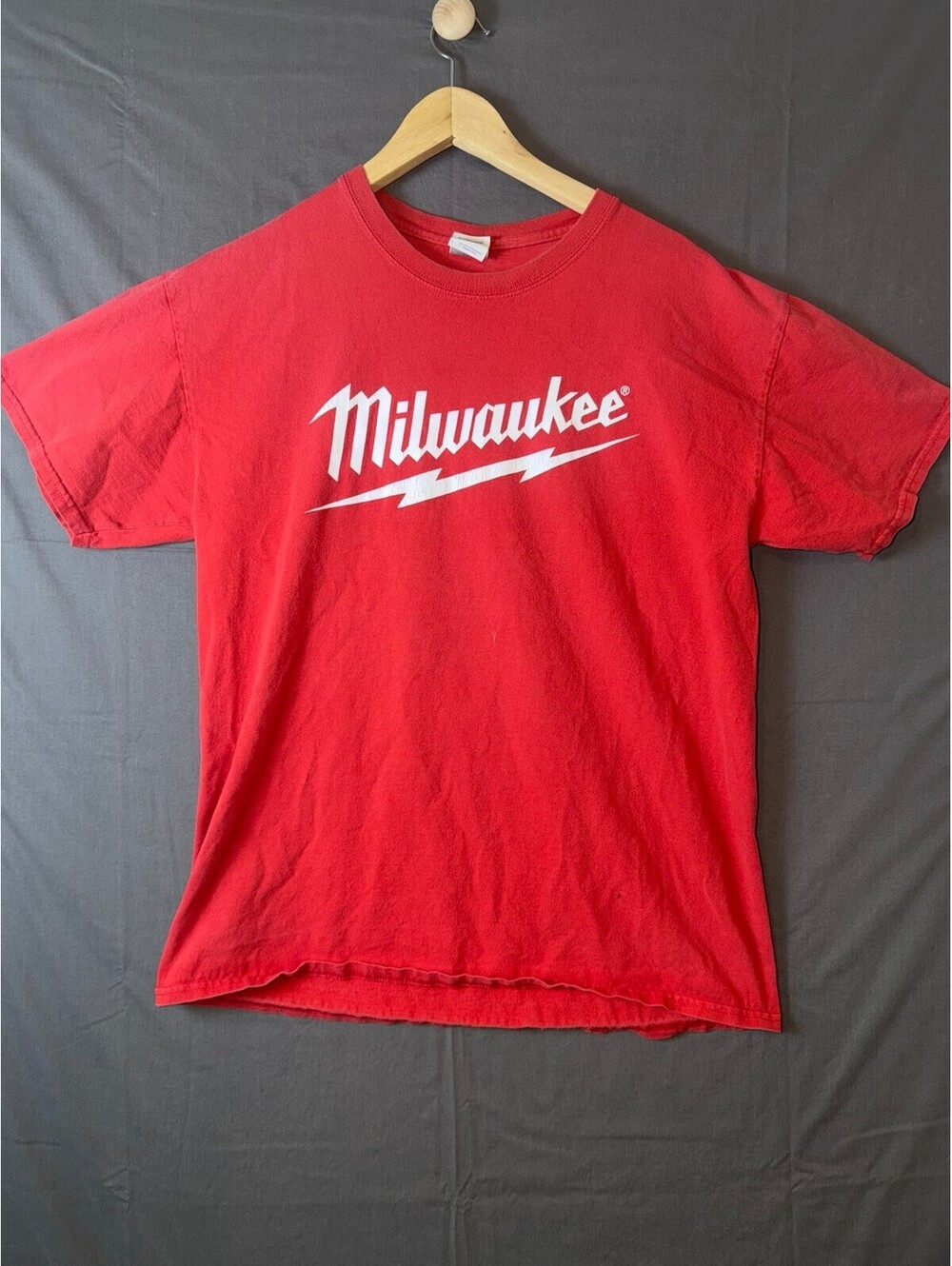 Milwaukee M18 Fuel Red T‑Shirt Men’s L 100% Cotton Workwear Tee